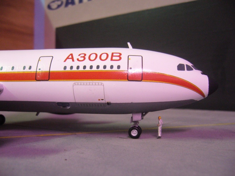 AIRBUS A300 B1 AIRBUS INDUSTRIE AIRFIX F-RSIN 1/144 pn61 P1080758