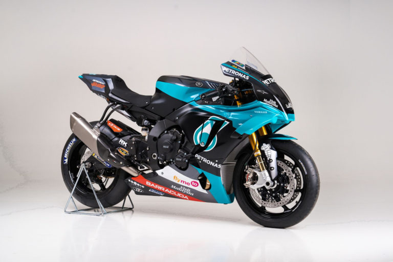 Yamaha R1 et R1M Crossplane 2015 ( sujet numero3 ) - Page 12 Cq5dam10