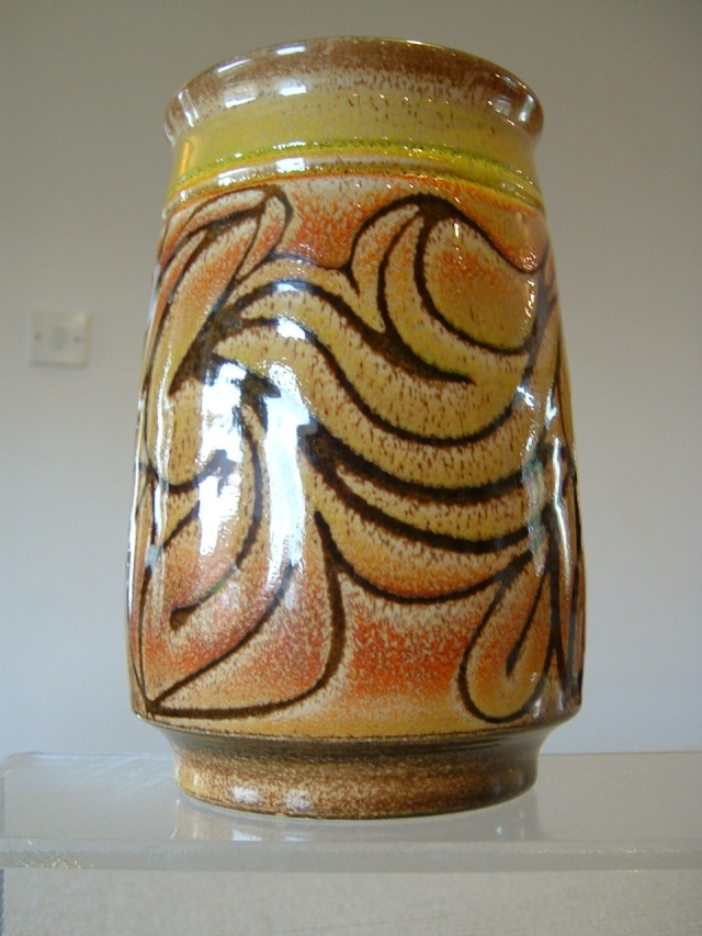Poole Pottery 1960-1980 Part Two - Page 3 Shepto12