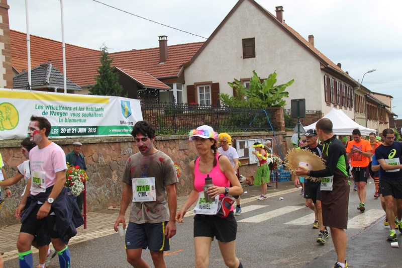 11 ème édition du Marathon du Vignoble d'Alsace et son passage à Wangen le 21 juin 2015 Img_8227