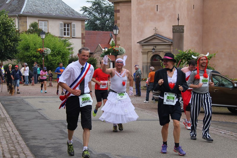 11 ème édition du Marathon du Vignoble d'Alsace et son passage à Wangen le 21 juin 2015 Img_8328