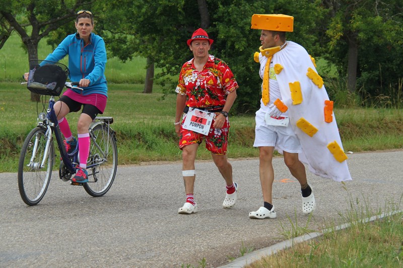 11 ème édition du Marathon du Vignoble d'Alsace et son passage à Wangen le 21 juin 2015 Img_8533