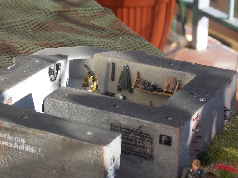 A l'ouest rien de nouveau (bunker VERLINDEN 1/35) - Page 6 Persh100