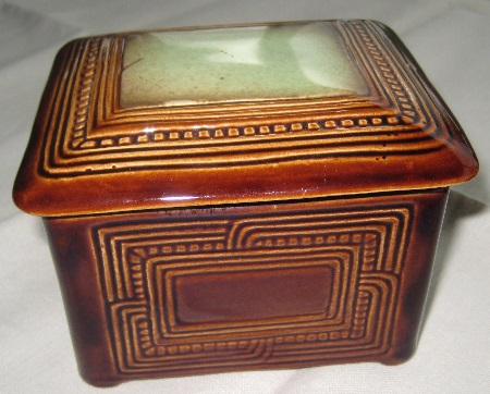 1004 Lidded Trinket Box courtesy of Bendoy 1004_l10