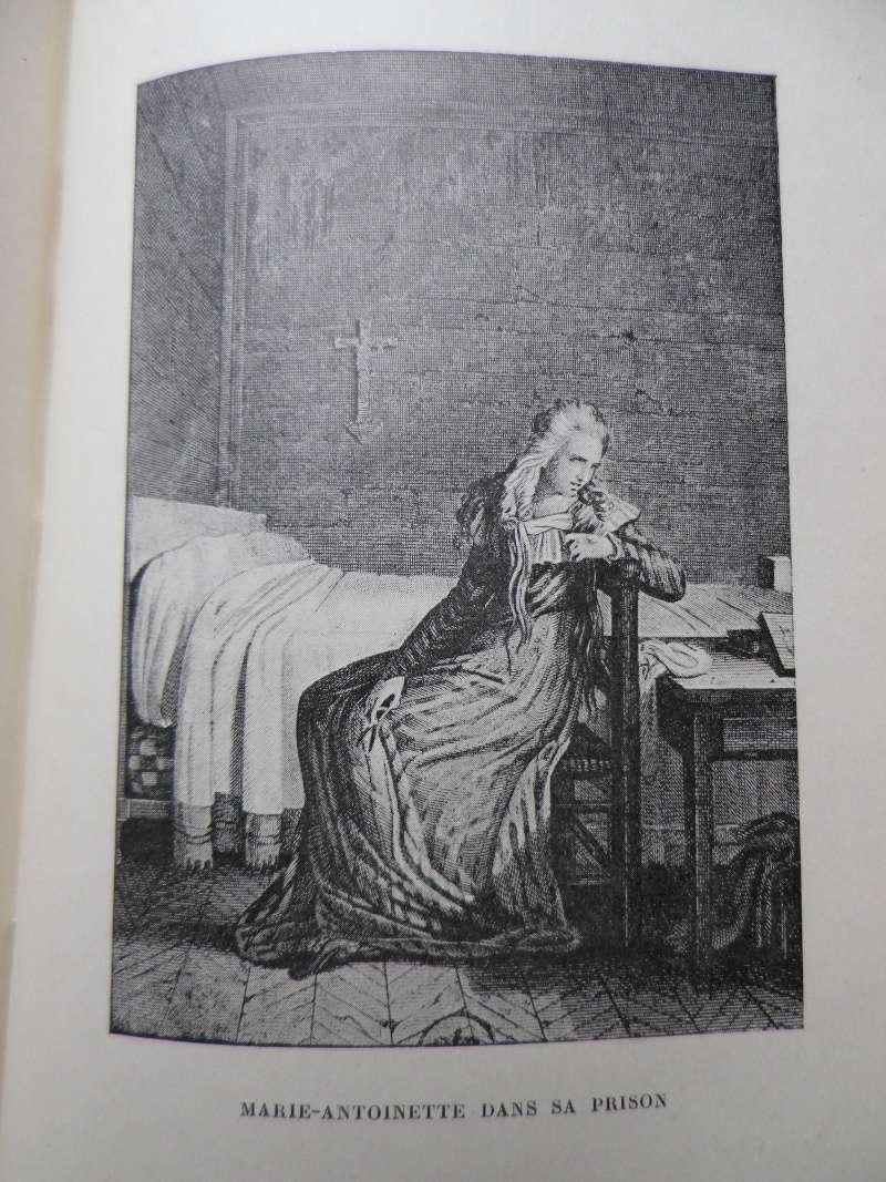 conciergerie - Marie-Antoinette à la Conciergerie : sa cellule et la chapelle expiatoire - Page 3 Xxxxxx11