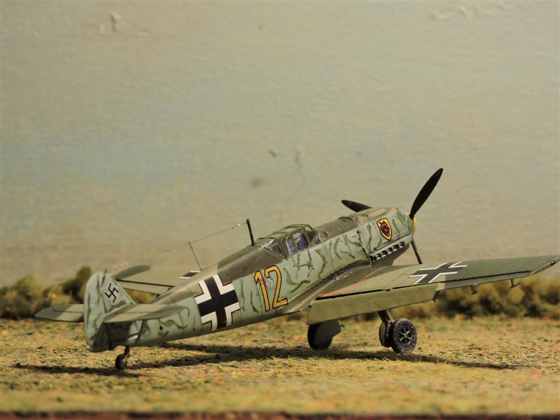 [AIRFIX] MESSERSCHMITT Bf 109 E-4 Réf A01008 Messer13