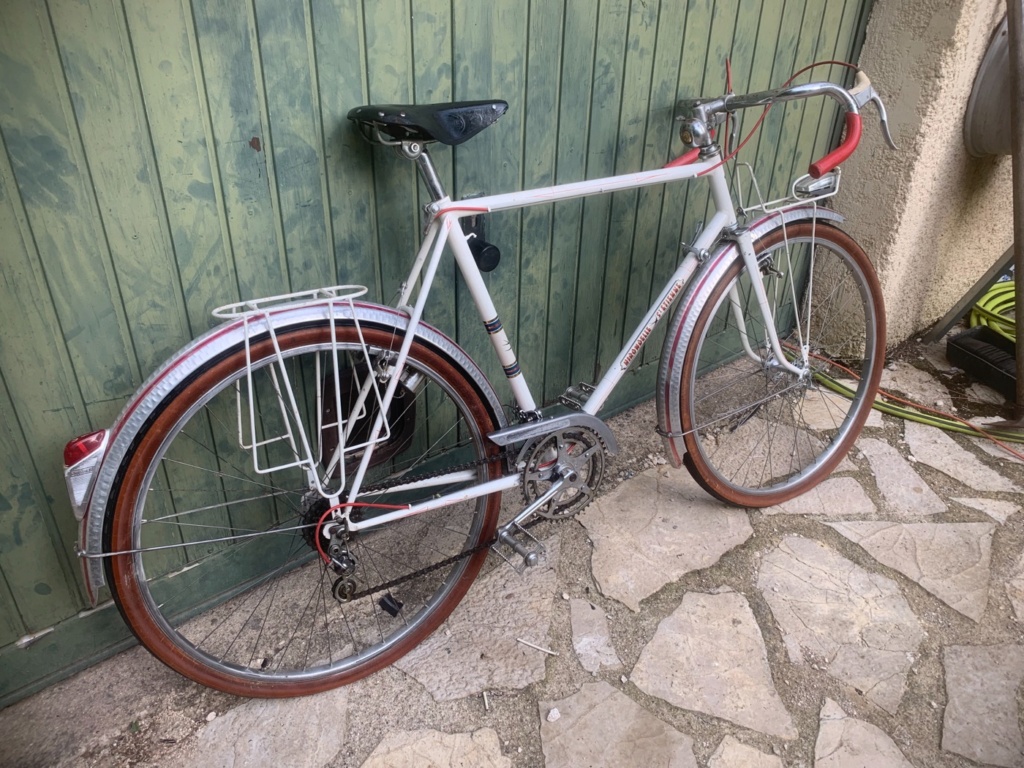 J’ai craqué pour une Hirondelle… 0abcf810