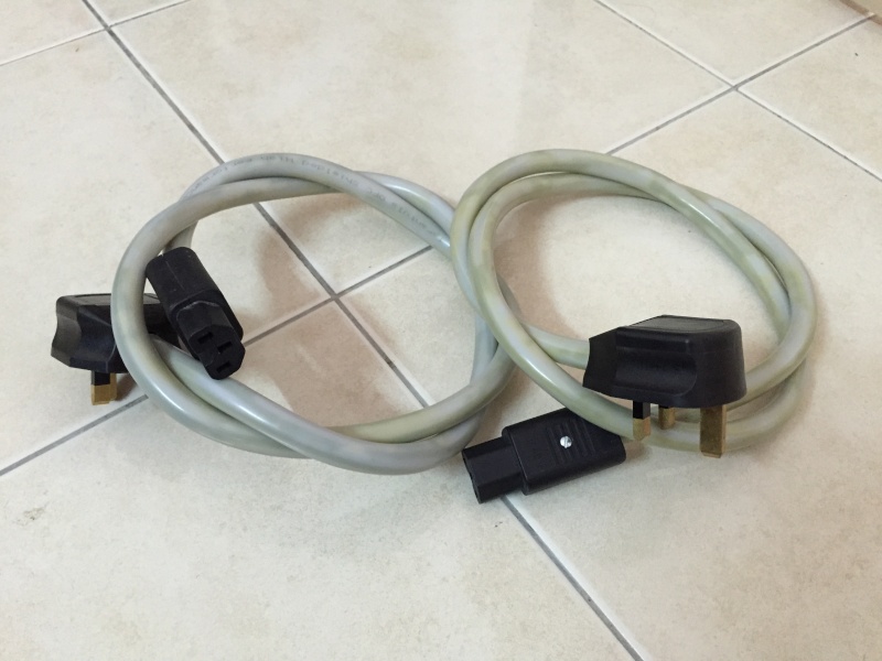 Merlin Tarantula MK6 Mains Cable UK - IEC 1m (Used) Img_0118