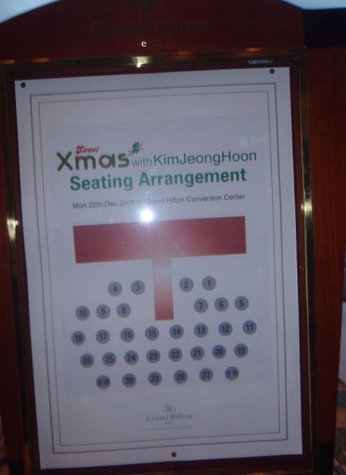Reunión de navidad en Seúl: "Sweet Xmas with Kim Jeong Hoon" (22/12/08) Fe427f10