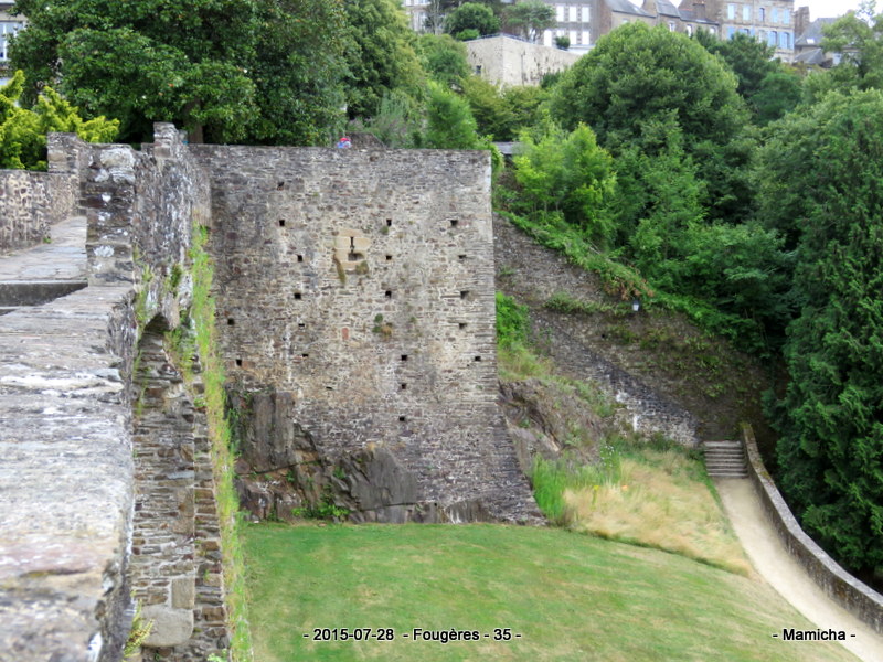 Fougères - 35 -  Bretag38