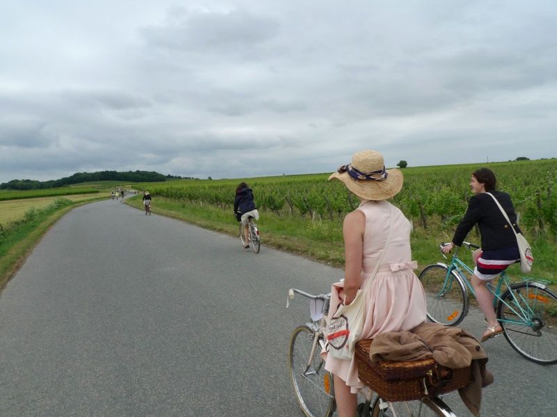 LE STAND VELO VINTAGE A GOGO A L'ANJOU VELO VINTAGE 2015 les gogo en force ! - Page 15 P1060013