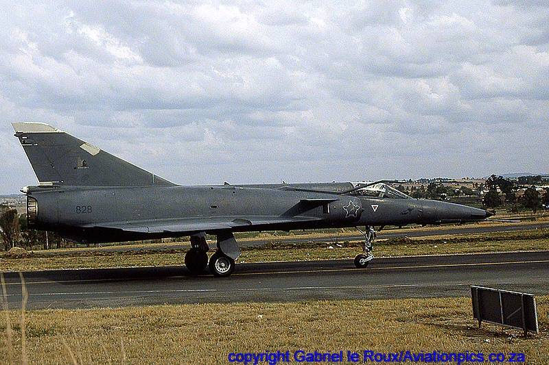 1/48 Enaer PANTERA F.M + scratch FINI 828_1910