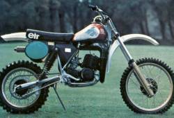 Cette moto est-elle de 1979 ou de 1980 ? 250px_14