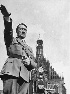 ข้อเท็จจริงที่ควรรู้ เรื่อง ฮิตเลอร์ ชนะเลือกตั้งทำไมถูกกล่าวหาว่าเป็นเผด็จการ Hitler12