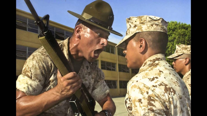 USMC : You're in the army now!  Premiers jours à l'armée! Maxres10