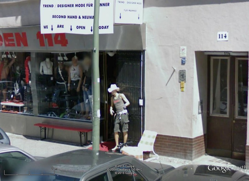 Street View : les boutiques les plus "hard" visitables en ligne ! Shop10