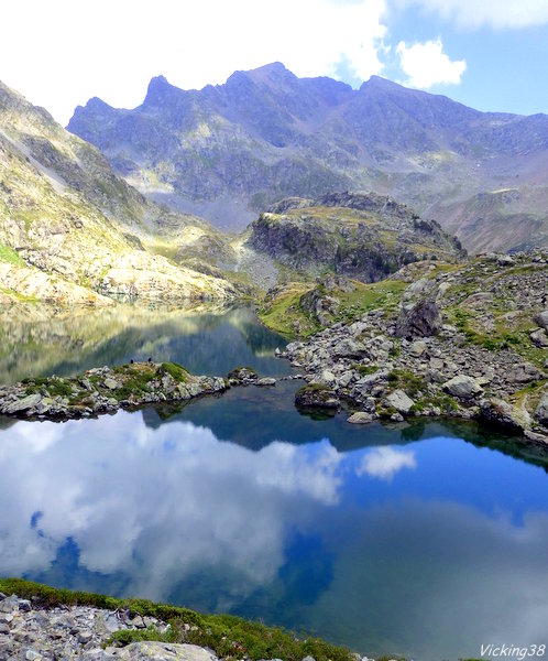 LE LAC MERLAT AVEC RETOUR PAR LE GRAND COLON (Alt. 0412