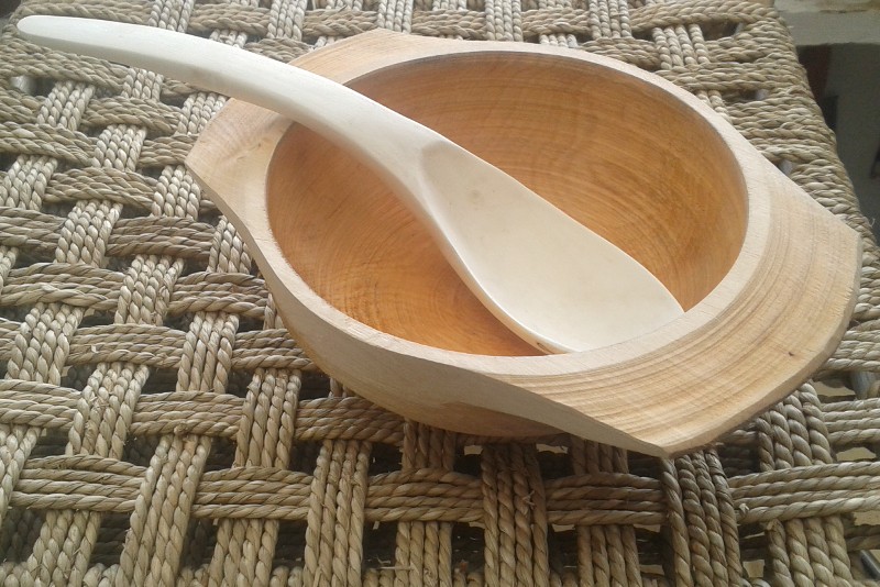 Bowl and spoon Porrin10