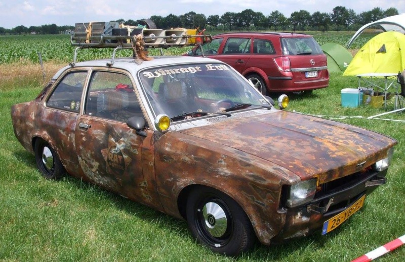 ZAJÍMAVÉ OPELY NA OPEL TREFFEN A ČESKÝCH TUNING SRAZECH - Stránka 18 11700511
