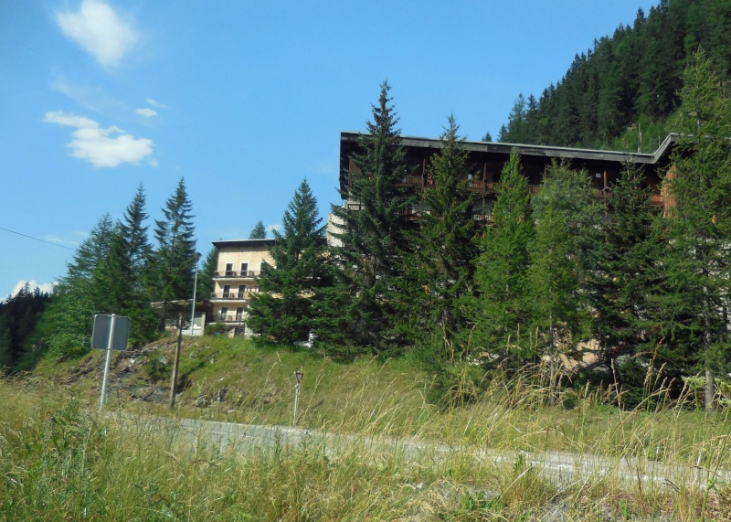 Que devient le chalet "Le Rocher Blanc" aux Brévières ? Dscn1711