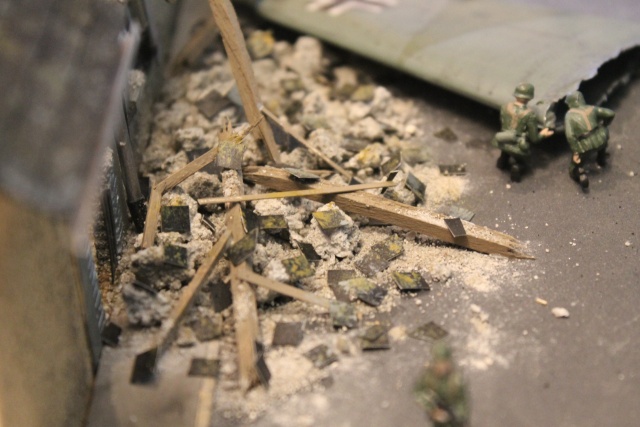 un he 111 crashe dans une maison Img_6523