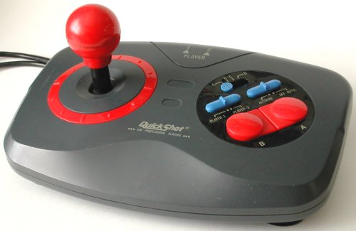 les joysticks oldschool en prise DB9 Qs_12810