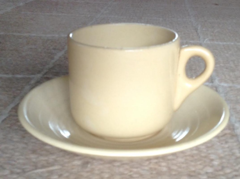 Ambrico e/w cups and saucers like smaller railway cups Xxx36110