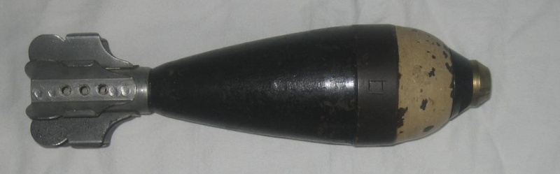 Mortier de 81 mm Projec10