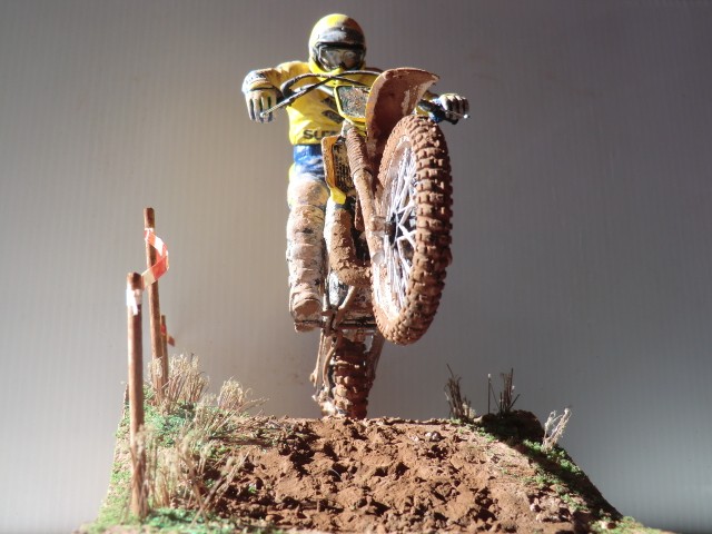 dio motocross - Diorama motocross - Page 2 Cimg4336