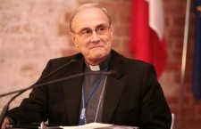 Mgr Domenico Mogavero : « Les couples gays existent et ont le droit d'êtrte reconnus » ! Domeni10