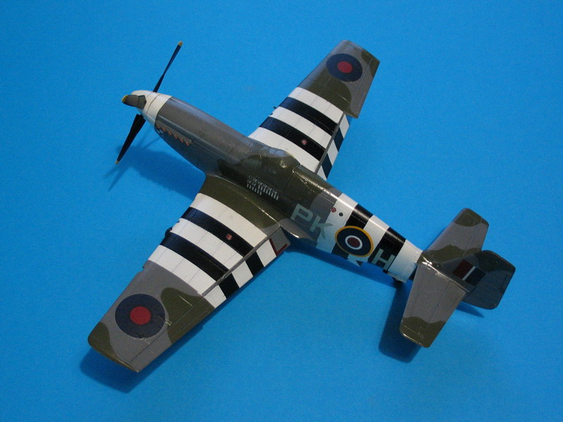 * 1/48  Mustang Mk III  Tamiya  - Page 5 P51_b_73