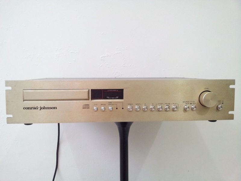 Conrad Johnson DF-1 Super Line Stage Preamplifier ( Used) 20150887