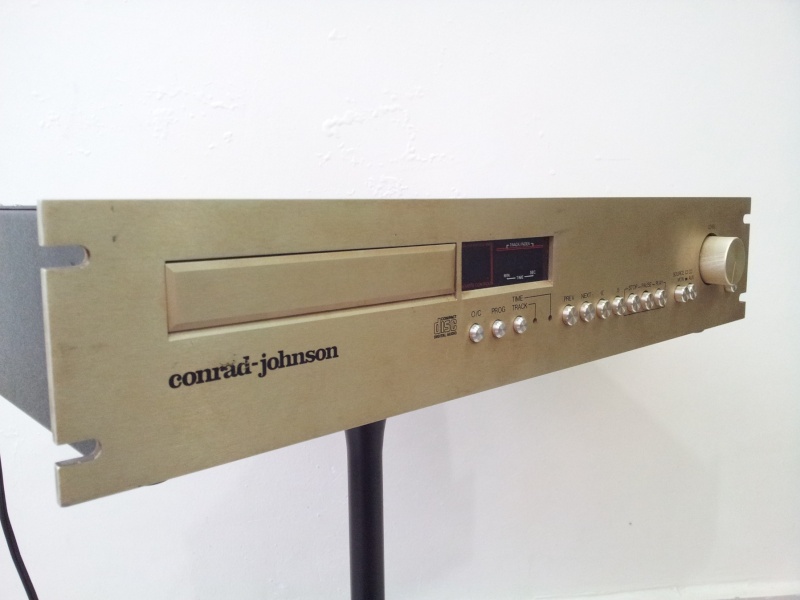 Conrad Johnson DF-1 Super Line Stage Preamplifier ( Used) 20150888