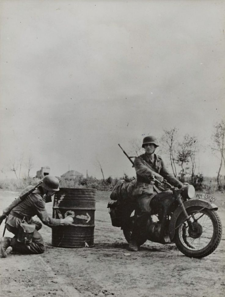 Les motos de l'armée allemande ! - Page 7 13443310