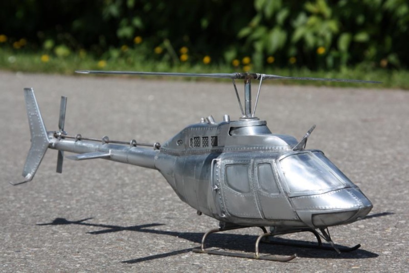 Metallhubschraubermodell Bell 206 OH 58B Kiowa / 1:16,5 Bell_210