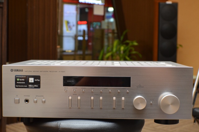 Yamaha-R-N301-Integrated Amplifier-(New) N-301_10