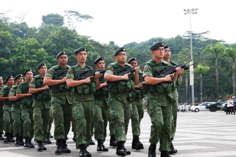 Forces armées de Singapour/Singapore Armed Forces (SAF) - Page 9 854