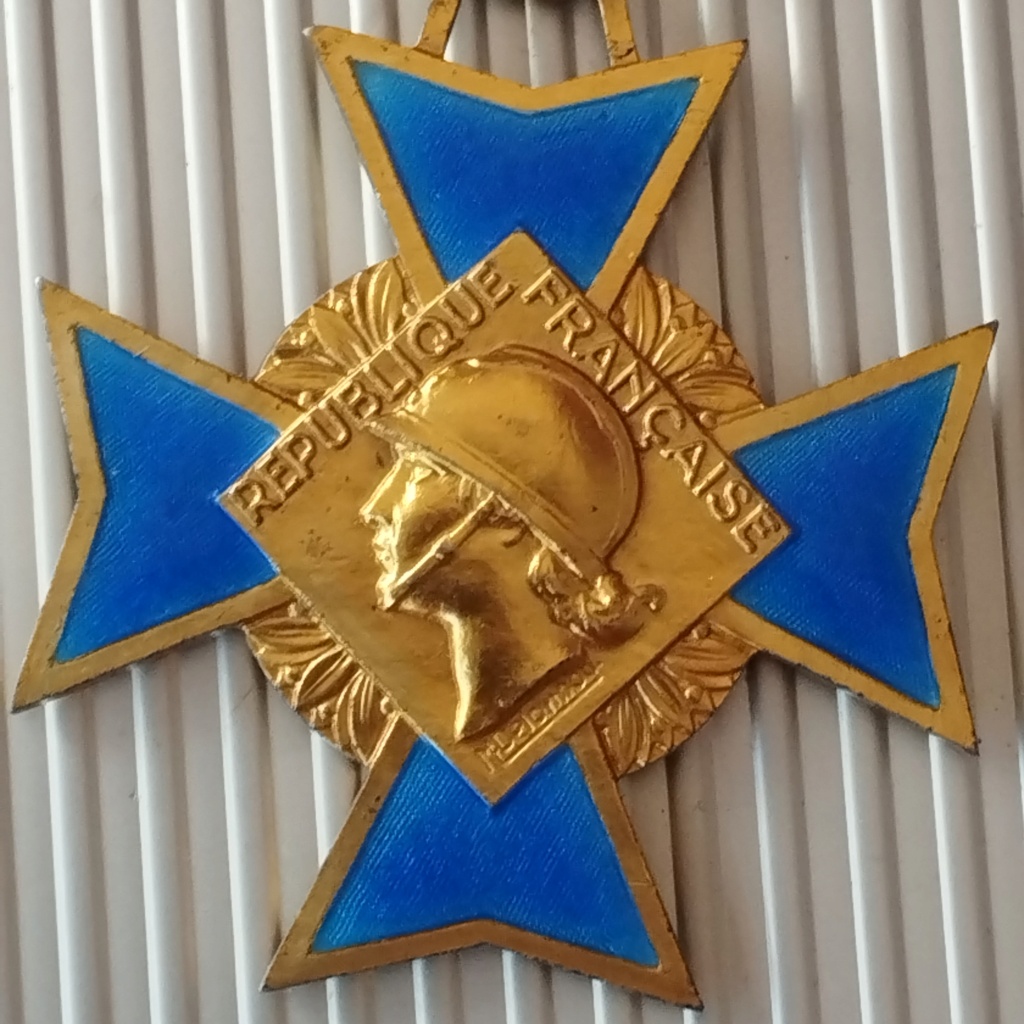 Commandeur ordre du Mérite  Img_2389