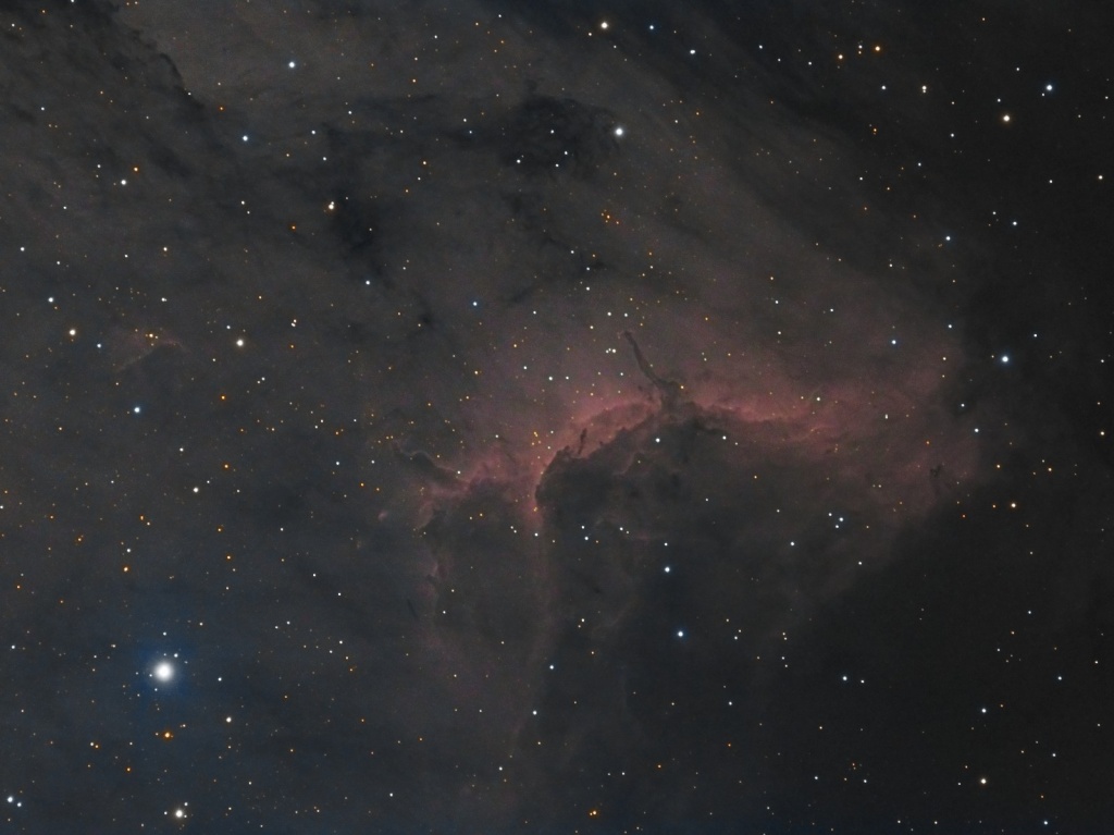 IC5070 - Nébuleuse du Pélican en Ha Hargb210