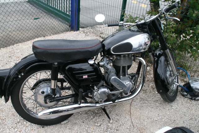 Coupes moto legende Img_8622