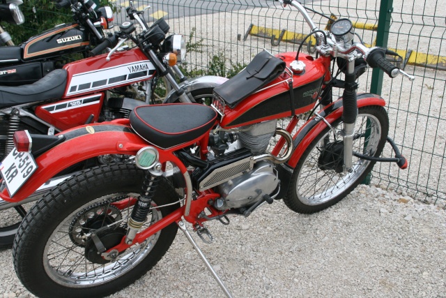 Coupes moto legende Img_8656