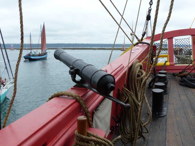 L'Hermione (et le musée de Rochefort) - Page 29 P1020018