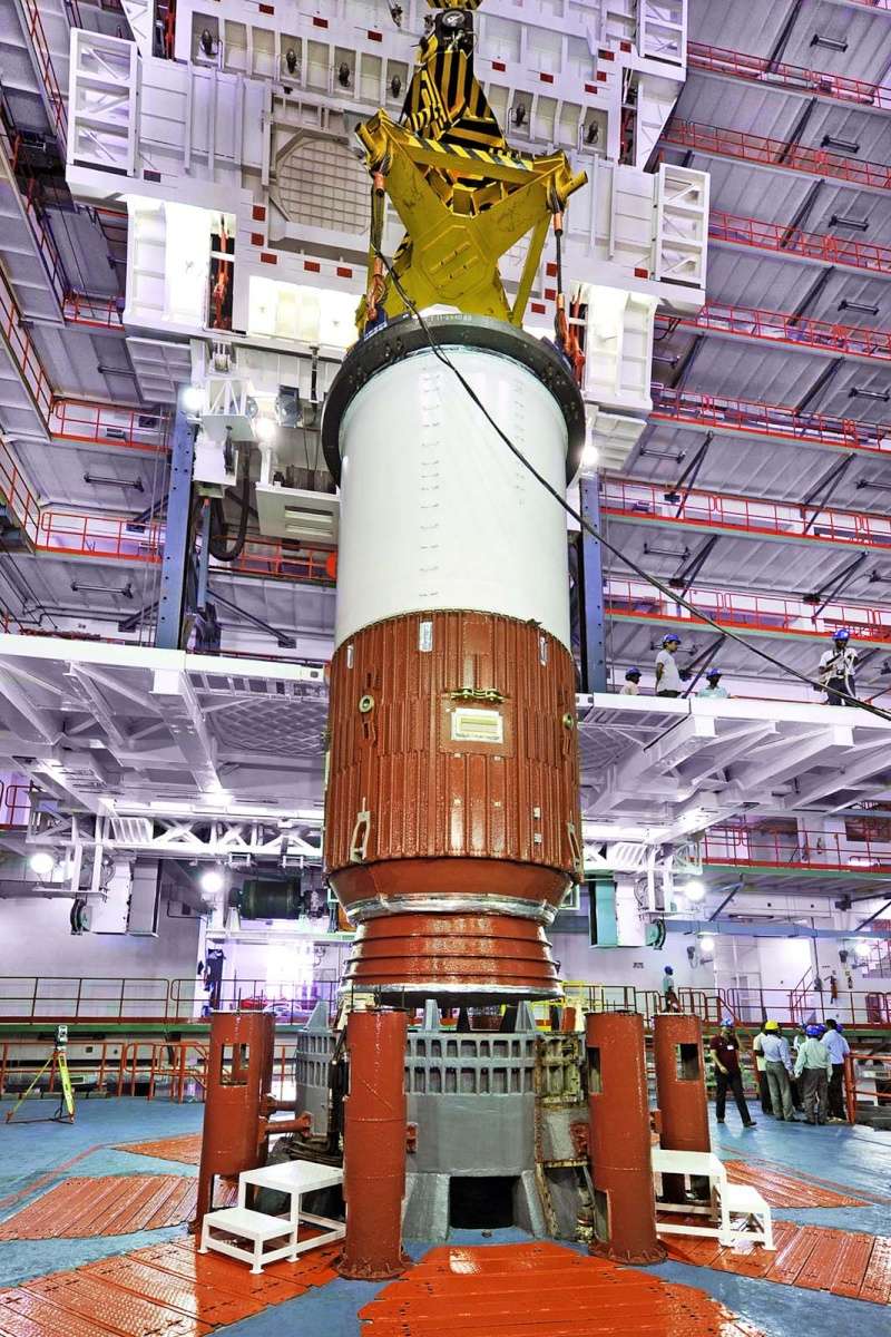 GSLV MkII D6 (GSAT-6) - 27.8.2015 2nozzl10