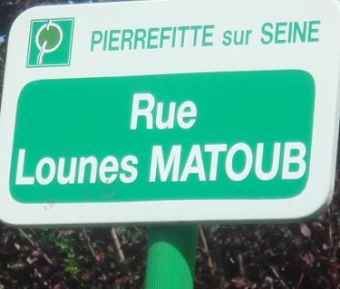 Matoub Lounès: 10 rues portent le nom du Rebelle kabyle...en France !  Jwrkc710
