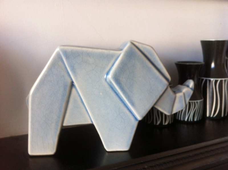 Deco origami Elephant - Jaru Pottery? Photo10