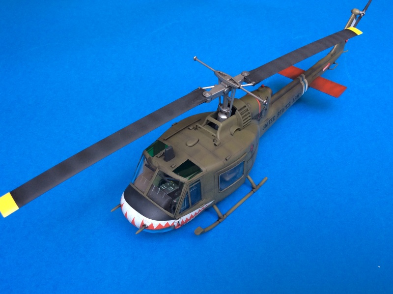UH-1C Huey "174th Sharks" - TERMINE Img_0325