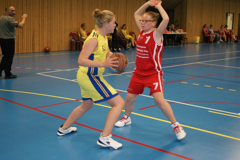 U20 Filles 2014-2015 - Page 2 Laurin10