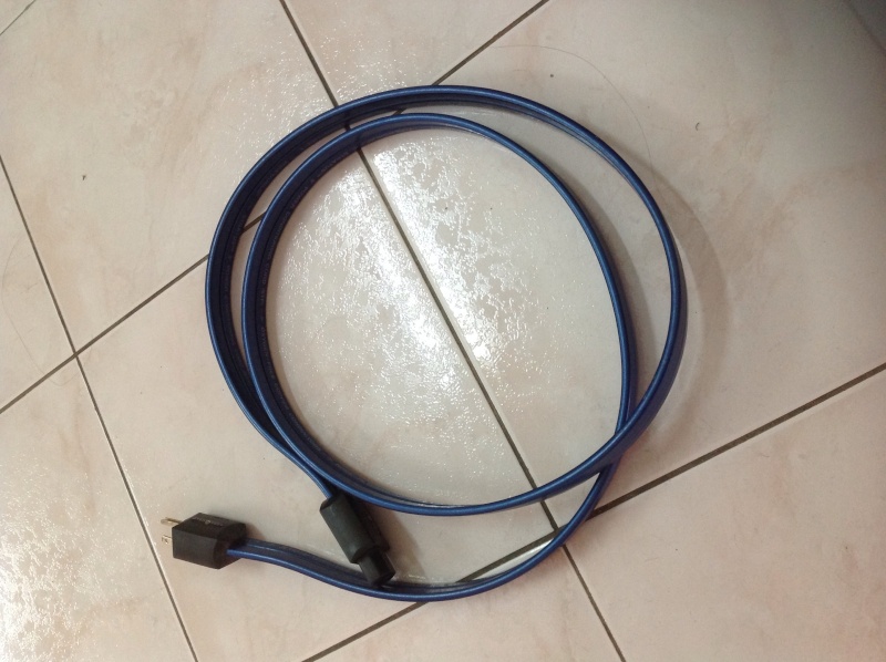 Wireworld stratus 5'2 power cord(Sold) Image15