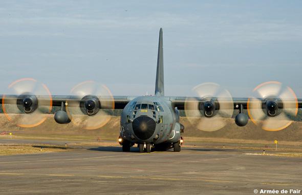 La DGA étudie l’acquisition de 4 avions C-130H Hercules d’occasion . C130-210