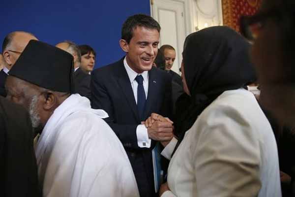 Manuel Valls : « L’islam est en France pour y rester »  Manuel10